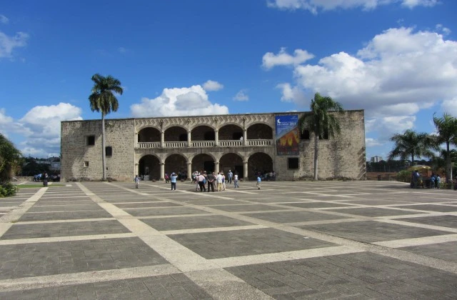 Plaza Espana Alcazar Colon Santo Domigo